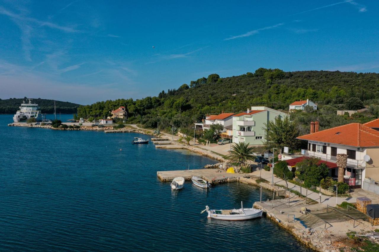 Apartments With A Parking Space Brbinj, Dugi Otok - 8160 Dış mekan fotoğraf